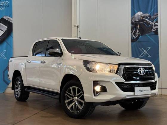 TOYOTA HILUX 2.7 SRV 4X4 CD 16V FLEX 4P AUTOMÁTICO TOYOTA HILUX 2.7 SRV 4X4 CD 16V FLEX 4P AUTOMÁTICO